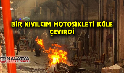 Bir kıvılcım motosikleti küle çevirdi