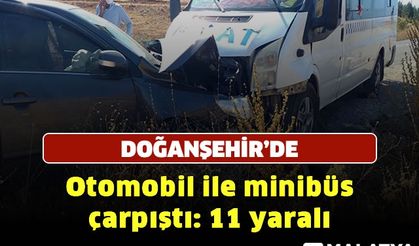 Otomobil ile minibüs çarpıştı: 11 yaralı