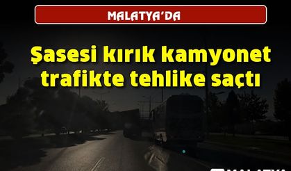 Şasesi kırık kamyonet trafikte tehlike saçtı